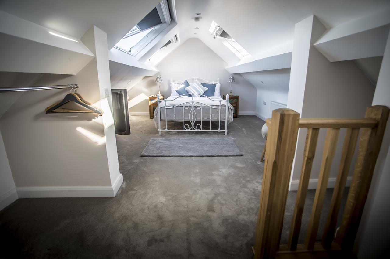 Waters Edge Holiday Apartments 本莱赫 外观 照片